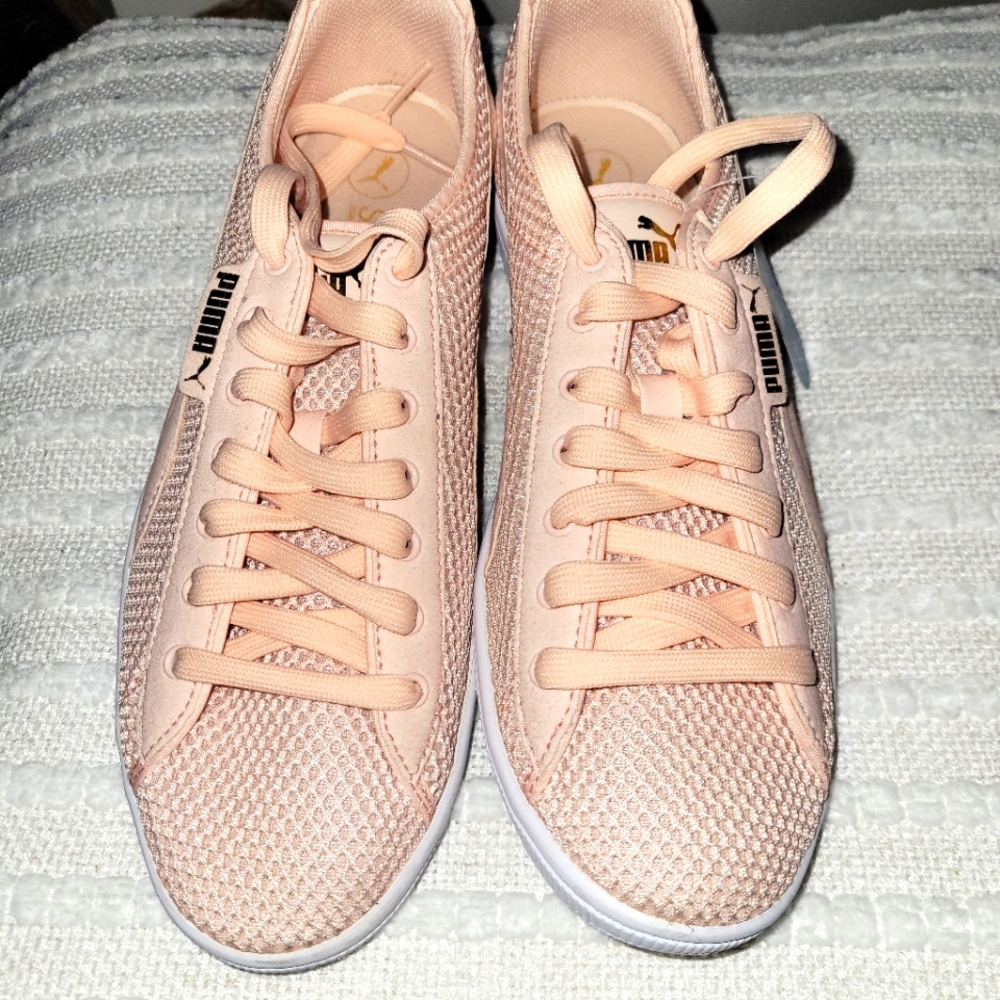 Puma Sneakers